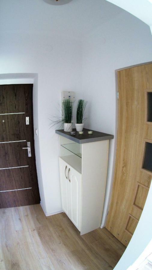 Ferienwohnung Studio Skarzyko Kamienna Skarżysko-Kamienna Exterior foto